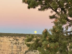 Images of the Grand Canyon used in the December 2020 Lange Report on paytaxeslater.com